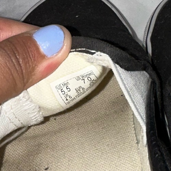 Vans black and white slip ons - Picture 4 of 4